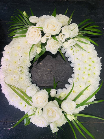 Pure White Wreath